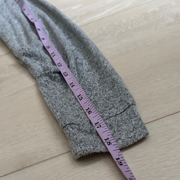 Splendid Light Gray V-Neck Long Sleeve Mini Dress - Picture 6 of 8